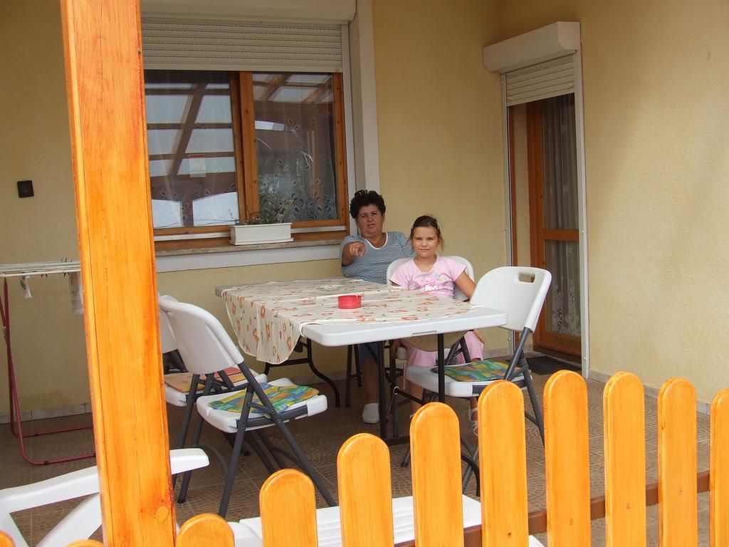 Barbara Apartmanhaz เคฮีดาคุชทานี ภายนอก รูปภาพ